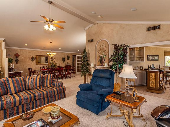 4th image of 420 Dana Ln