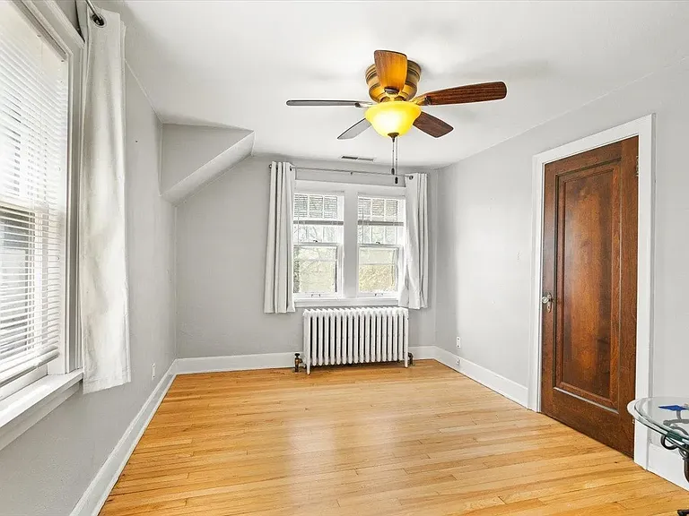 117 N Highland Ave — Photo 29