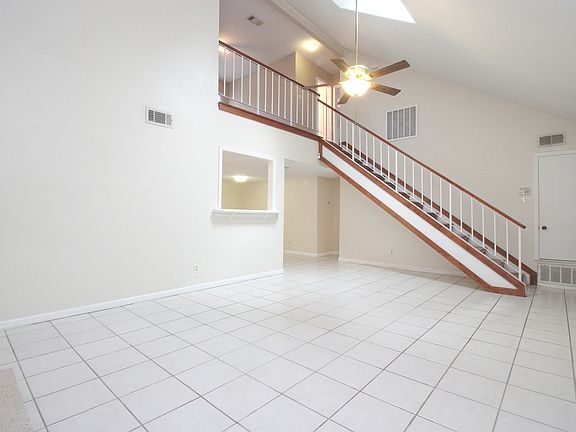 4th image of 7602 Galveston Ln