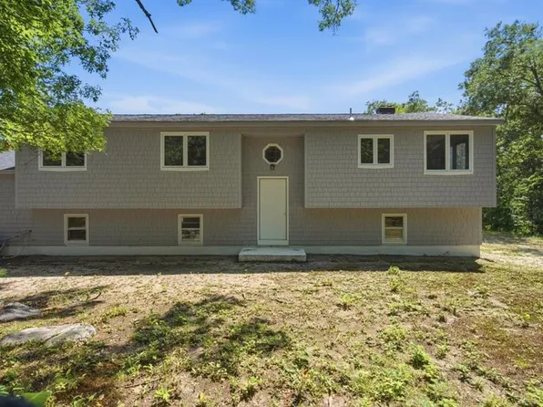 189 Woody Hill Rd, Hope Valley, RI 02832