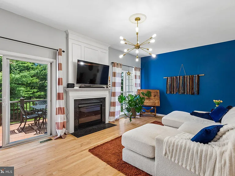15 Charter Oak Ct — Photo 5