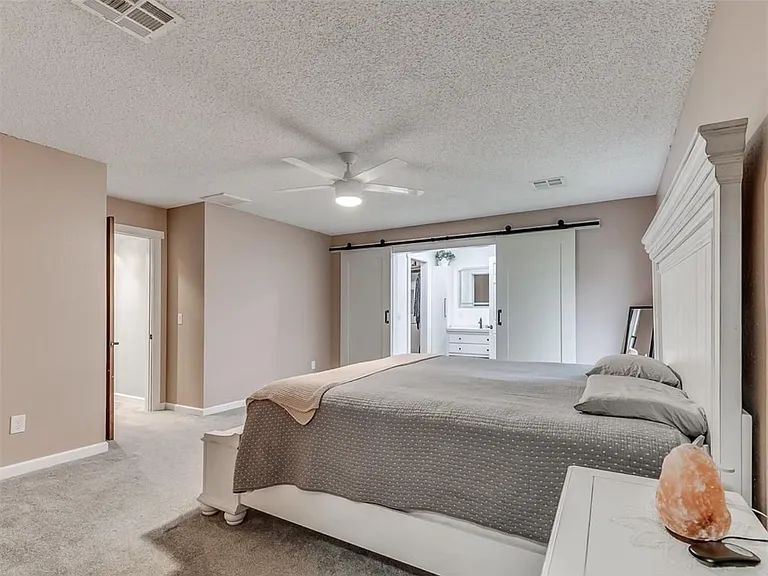 7225 Skylark Ln — Photo 12