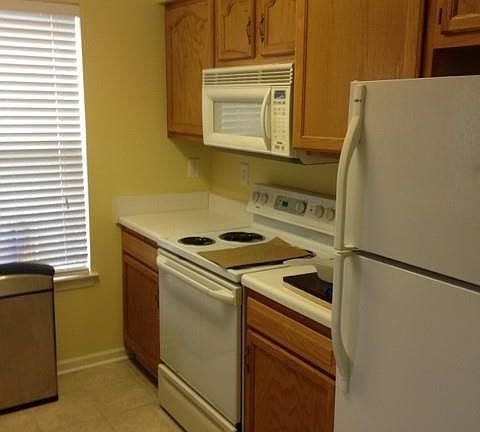 2nd image of 414 Adkins Arch #414