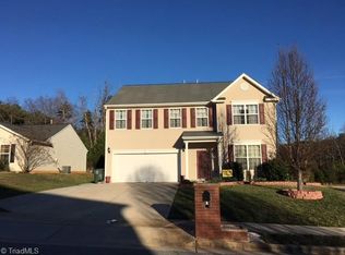 2715 Leafmore Dr, Greensboro, NC 27407