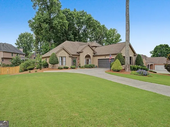 5403 Amity Dr, Powder Springs, GA 30127