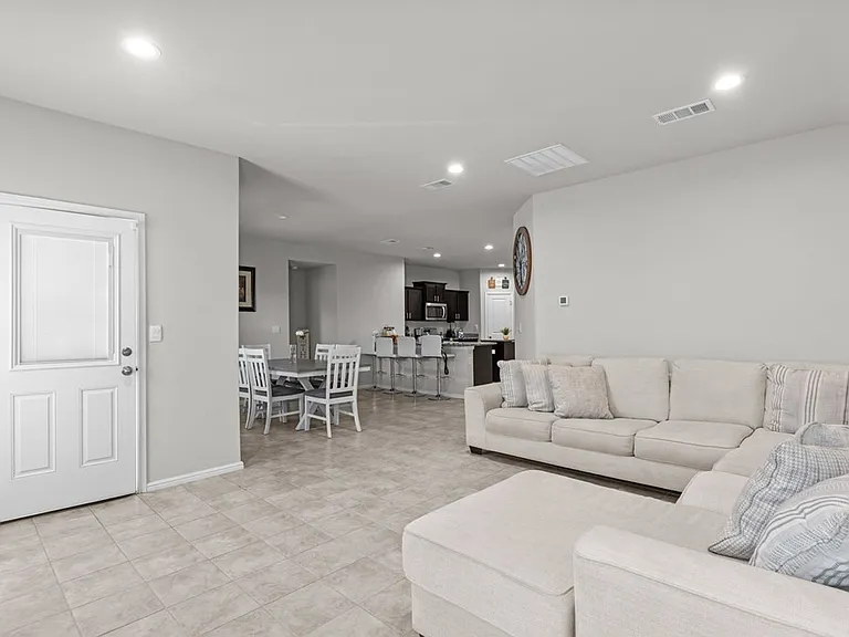 7108 Red Canyon Rd — Photo 8