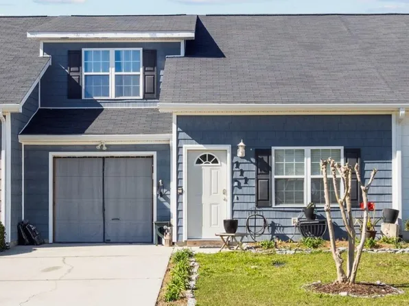 111 Jessie Circle, Hubert, NC 28539