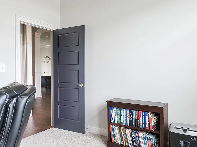 902 Abingdon Cv — Photo 55