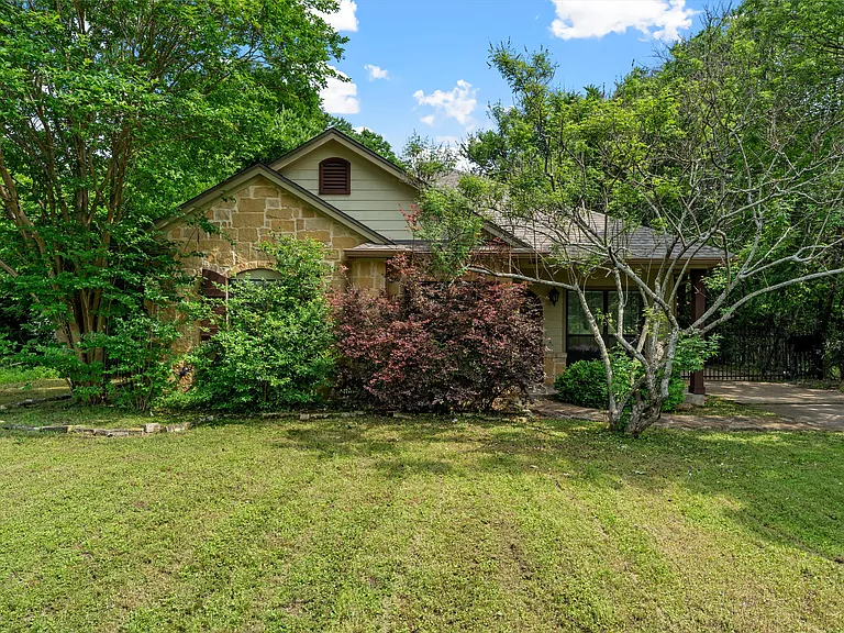 316 Garden Dr — Photo 15