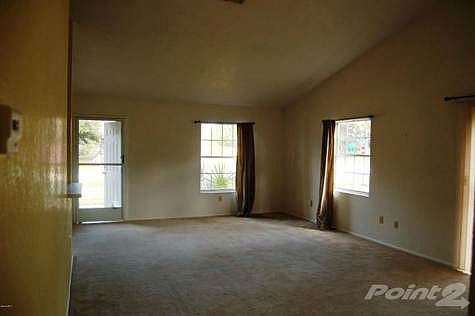 290 Salmon Great Room