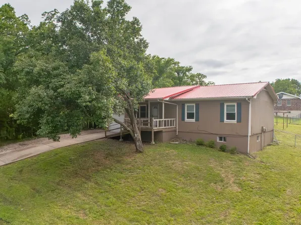 1041 Hazel St, Warsaw, MO 65355