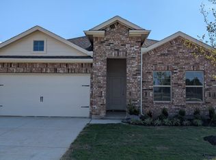 916 Boll Weevil Dr, Cleburne, TX 76031