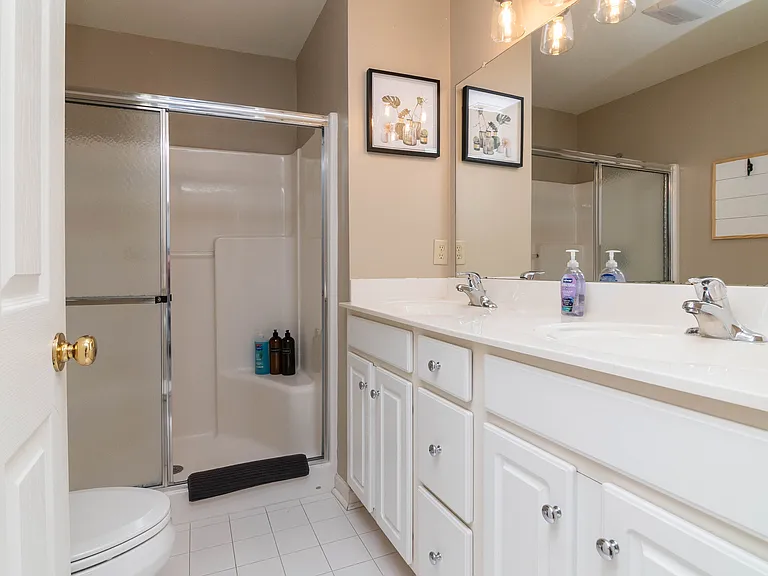 20360 Adriana Ln — Photo 32