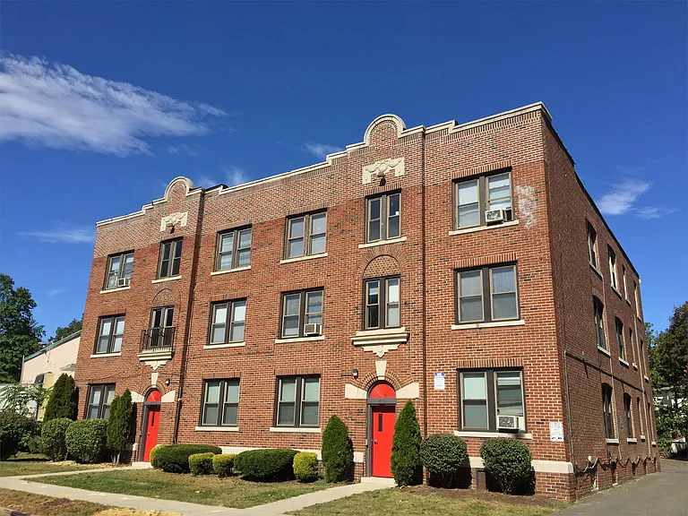 65 Monroe Street - E — Photo 12