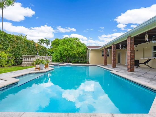 14263 SW 76th St, Miami, FL 33183