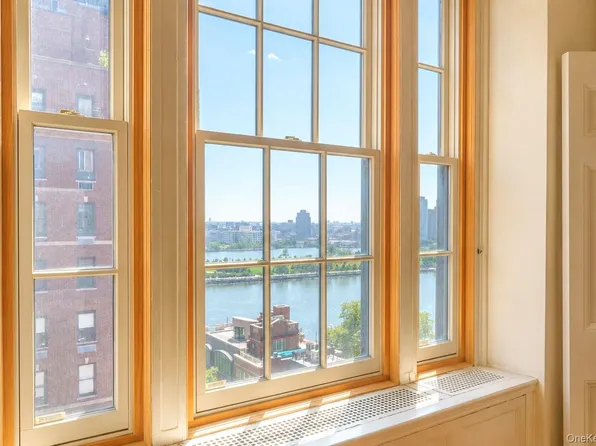 30 Sutton Place #12 E, New York (Manhattan), NY 10022
