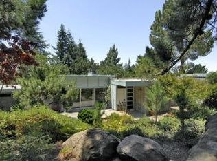 12391 Skyline Blvd, Oakland, CA 94619