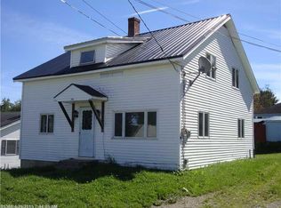 34 Leighton Ave, Limestone, ME 04750