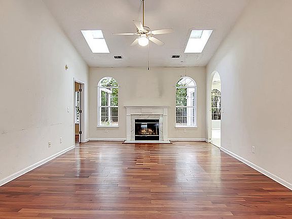 3rd image of 3580 Walkers Ferry Ln