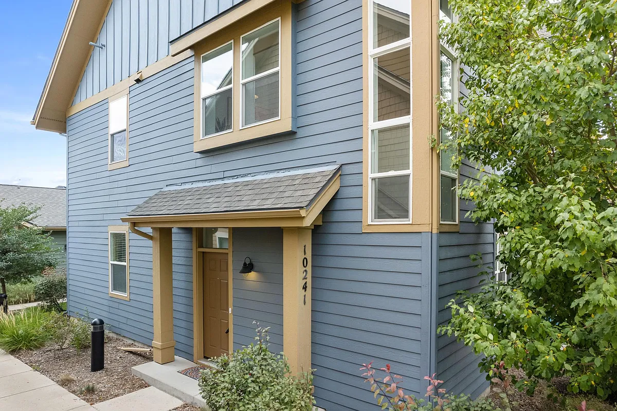 Building Photo - 10241 E 26th Ave