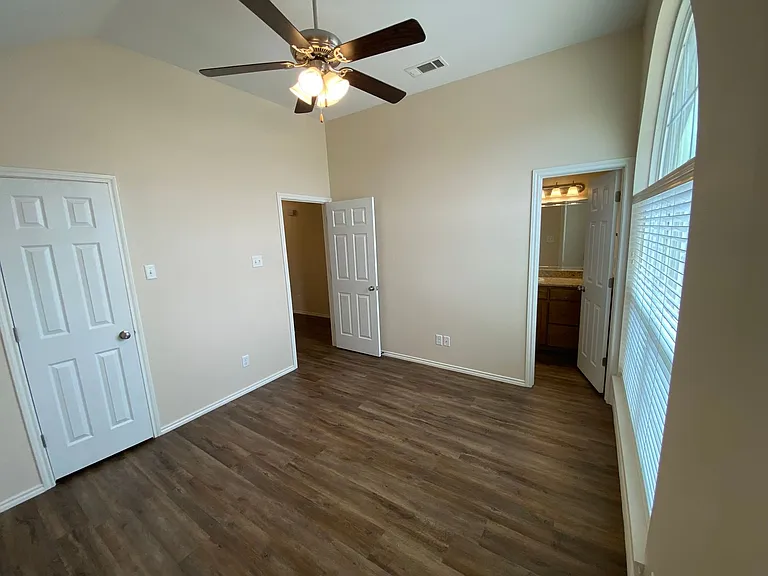 5002 Scarlett Oak Ln — Photo 14
