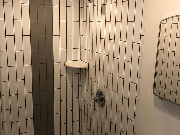 5th image of 717 Kihapai Pl APT 5