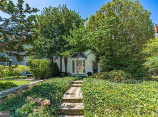 912 Green St, Alexandria, VA 22314