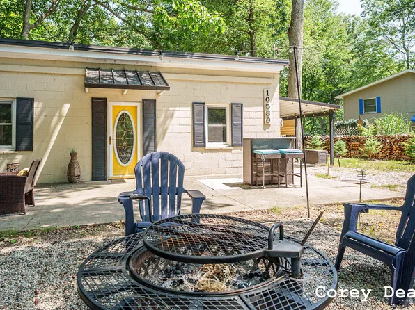 10580 Round Lake Dr, Mecosta, MI 49332