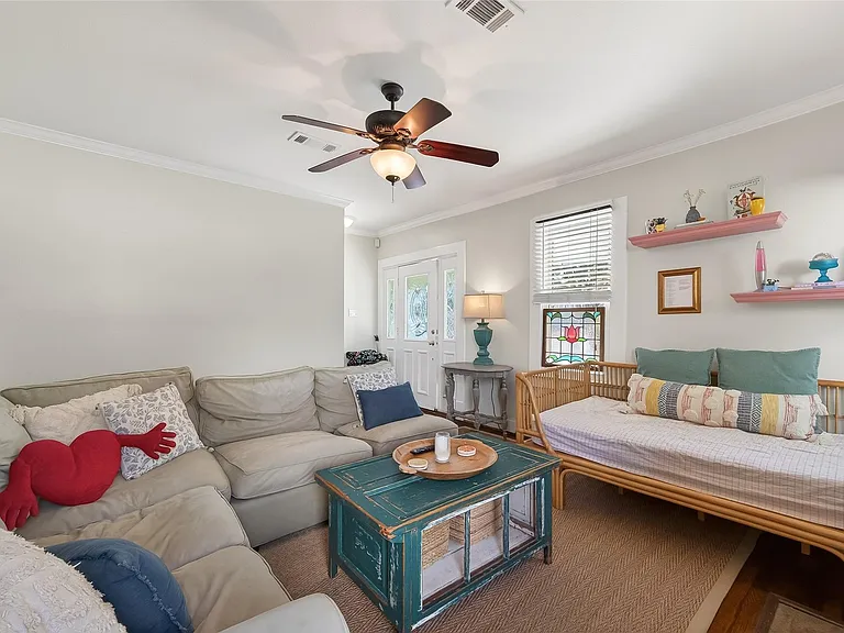 701 Highland St — Photo 11