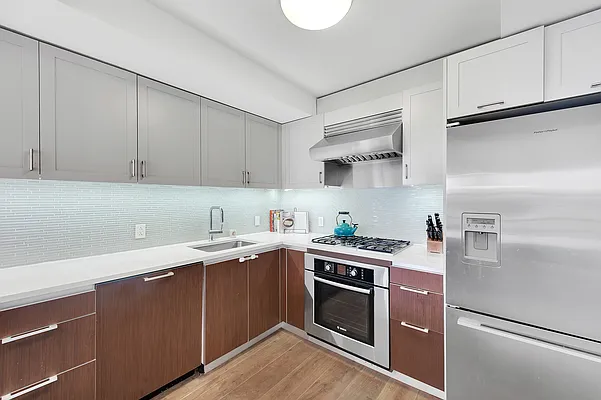 Rented by Douglas Elliman | media 14