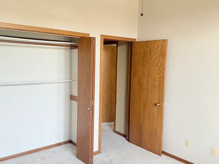 612 E Saint Andrews Cir — Photo 32