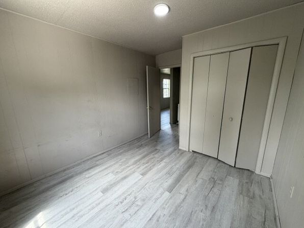 813 N University St APT 7