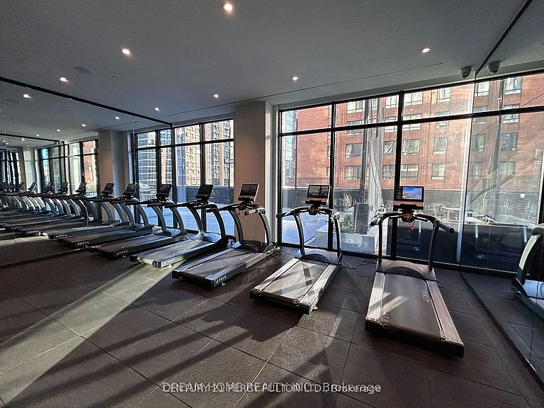 20 Edward St #1009 — Photo 9