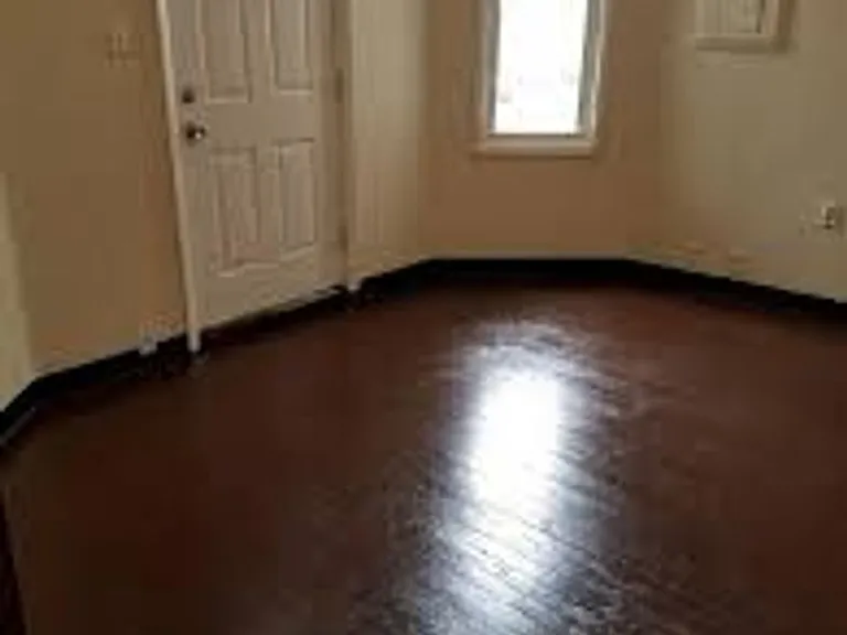 409 Forest Ave — Photo 3