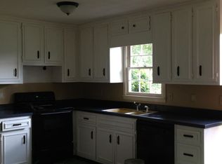 311 Quail Hollow Dr, Woodstock, GA 30188