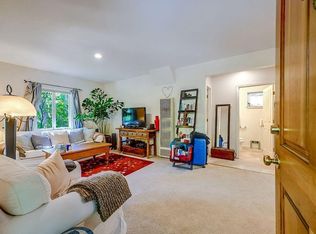 33 Redwood Ave, Larkspur, CA 94939