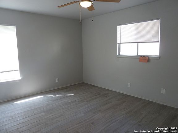5th image of 4318 Dysart St