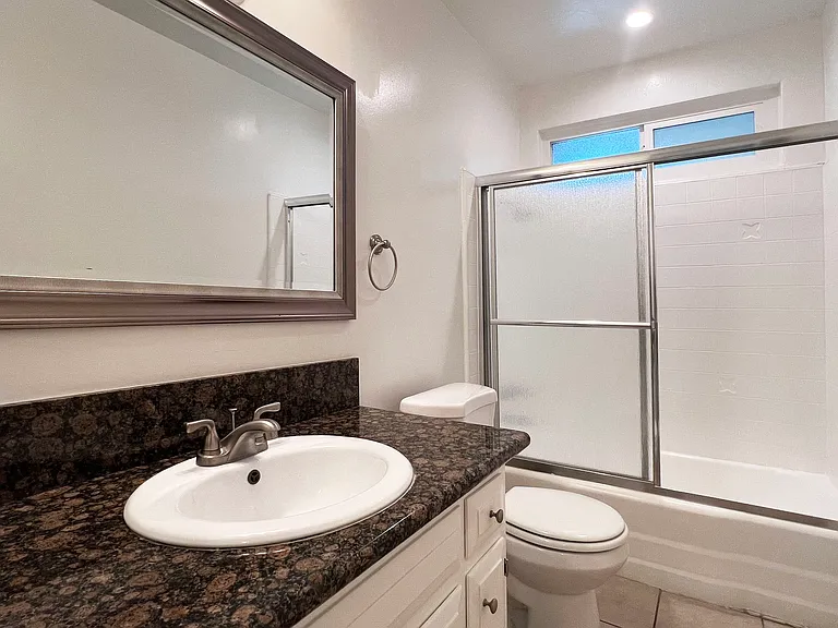 1419 S Orange Ave #15 — Photo 18