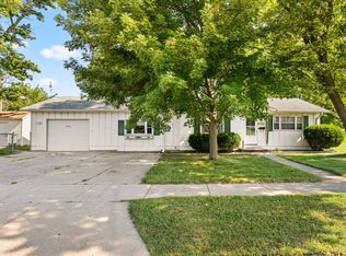 704 E 4th St, Streator, IL 61364