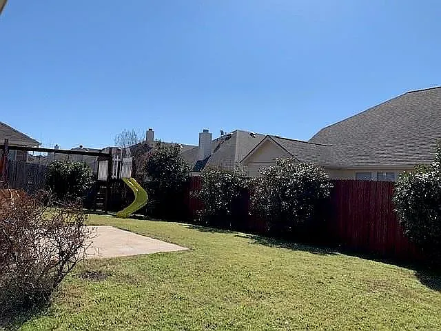 4500 Hickory Meadows Ln — Photo 23