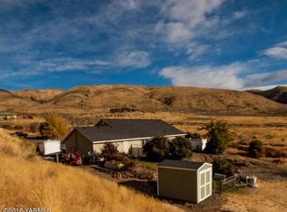 890 Elk Ridge Ln, Selah, WA 98942