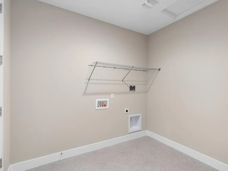 8950 N Kale Cir — Photo 20