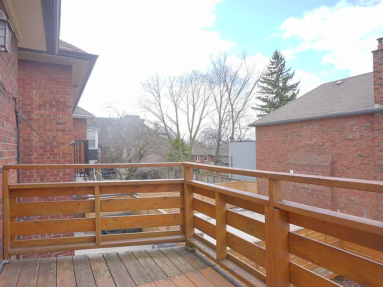 1082 Avenue Rd — Photo 19