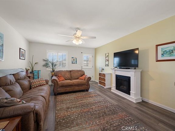 4th image of 151 Jennifer Ct