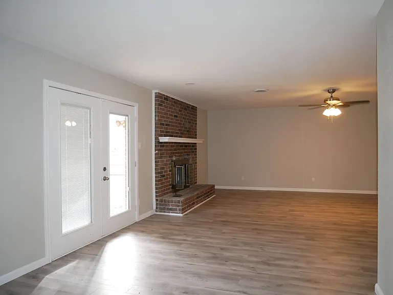 3309 S 53rd St — Photo 6