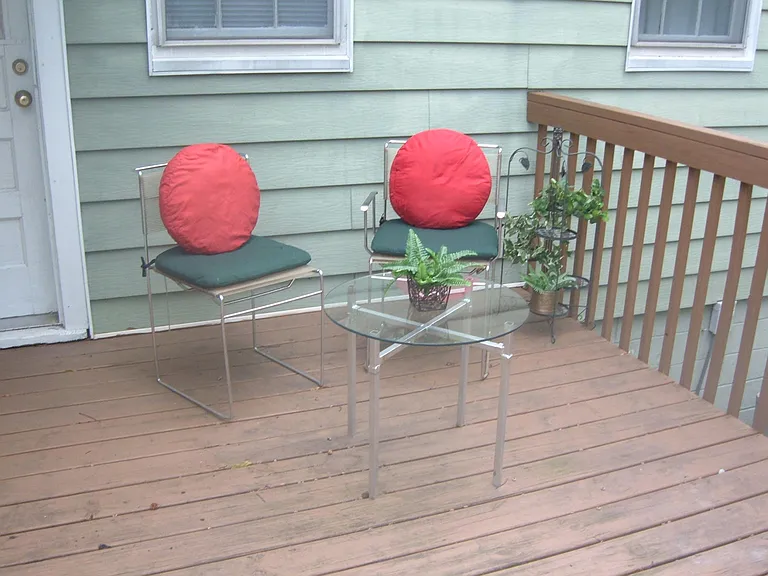 301 Amy Dr NE — Photo 8
