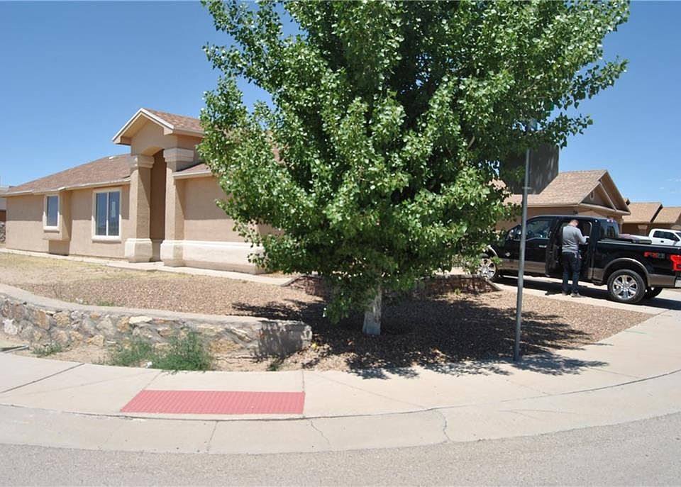 1st image of 237 Flor Eucharis Dr