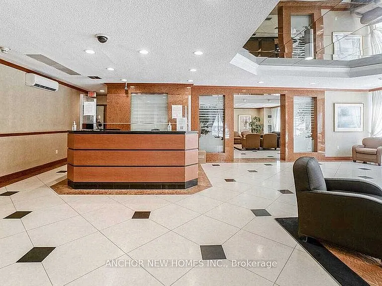 633 Bay St #2516 — Photo 5