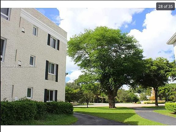 5th image of 2845 Granada Blvd APT 3B