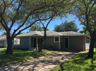 901 North Ave, Bryan, TX 77802